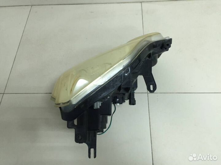 Фара левая Nissan X-Trail