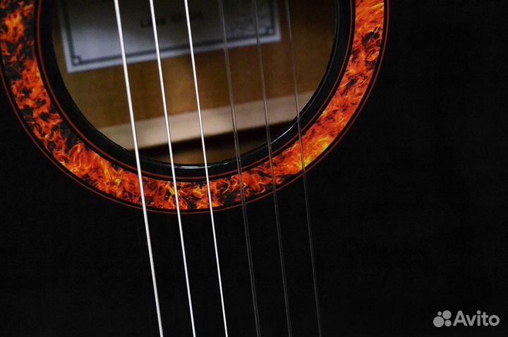 Классическая гитара La Mancha Lava 42 3/4