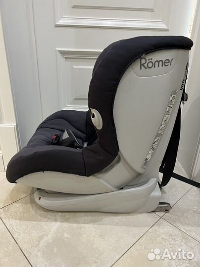 Автомобильное кресло britax romer trifix