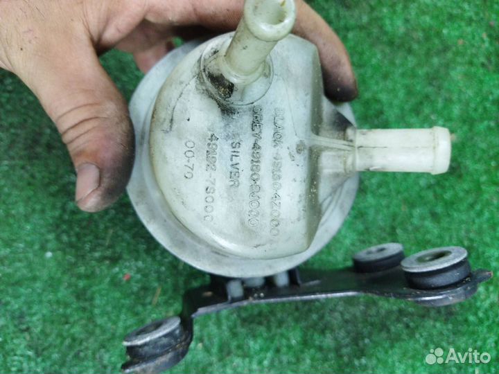 Бачок гур Nissan Maxima А34 49192-7S000