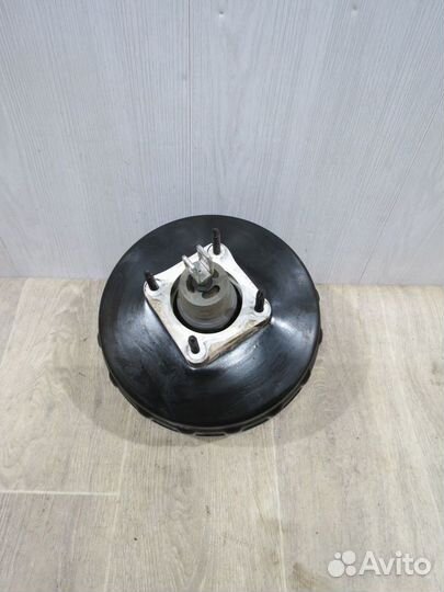 Вакуумный усилитель тормоза Ford Focus 3