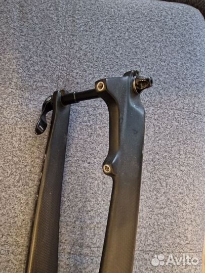 Вилка карбоновая 700с коническая