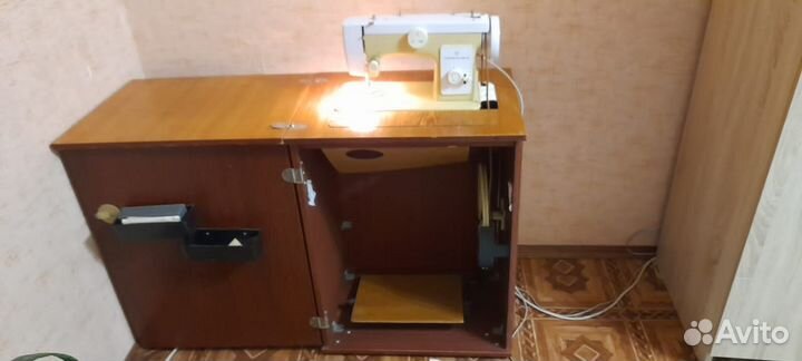 Швейная машинка