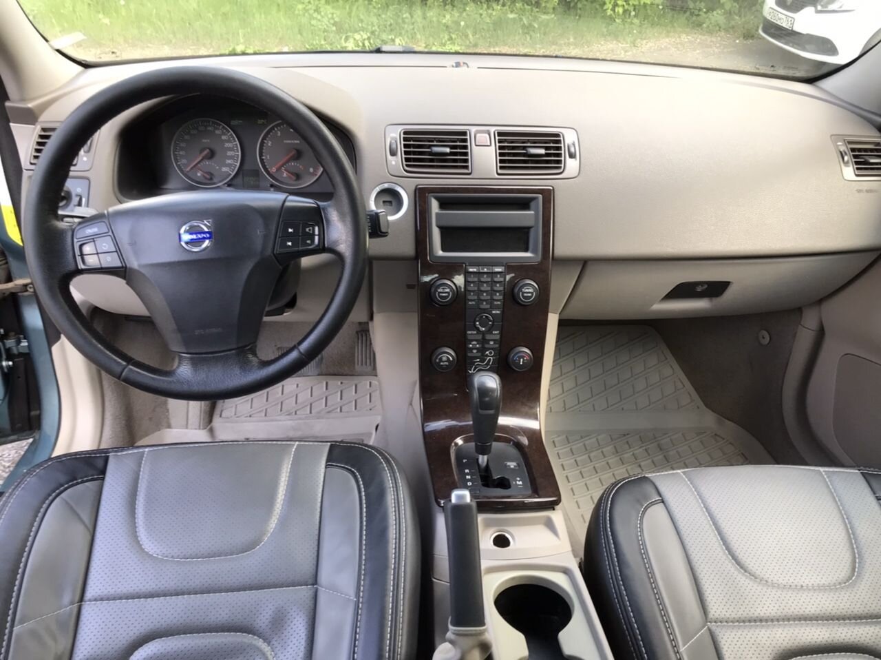 Volvo S40: фото владельца