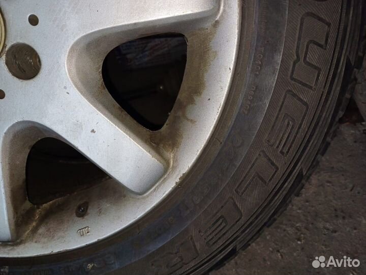 Bridgestone Dueler A/T 245/65 R17