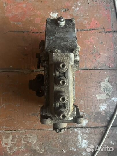 Топливный насос (тнвд) на трактор юмз