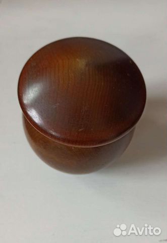 Старинная деревянная шкатулка