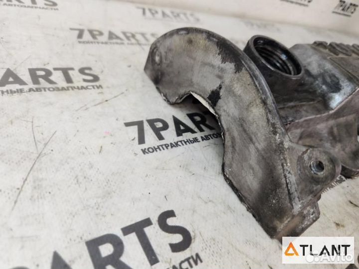 Клапанная крышка toyota town ACE