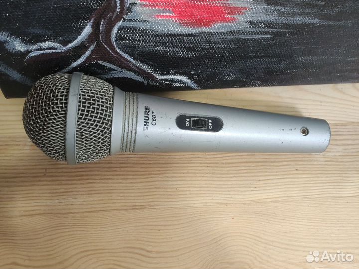 Shure c607
