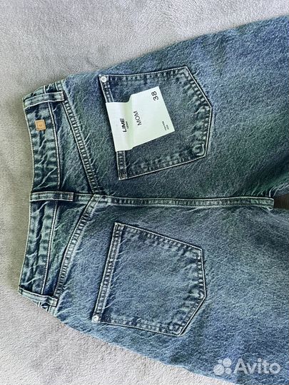 Джинсы mom fit