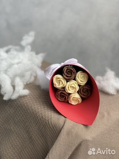 Шоколадные розы съедобный букет