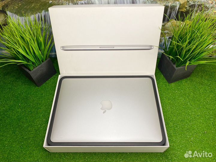 Macbook Pro 13 2015 i7 16gb 1000Gb Топ