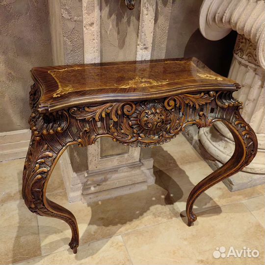 Консоль резная с зеркалом и бра рококо