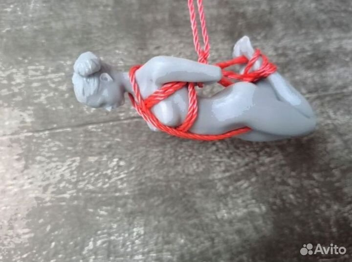 Подвеска декоративная в автомобиль