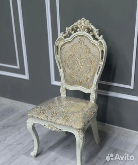 Стол для кухни со стульями