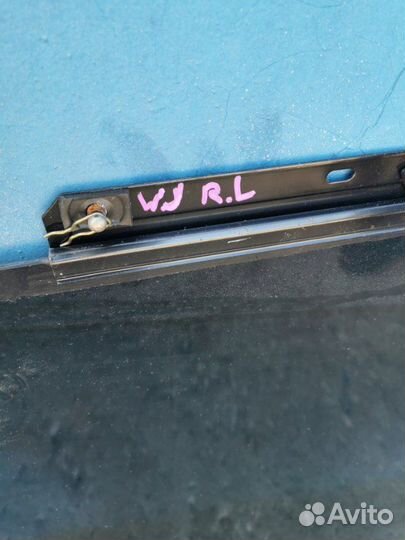 Стекло заднее левое Jeep Grand Cherokee WJ 4 2005