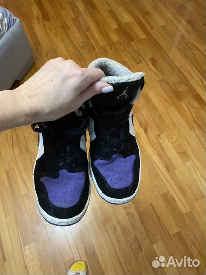Кроссовки джордан