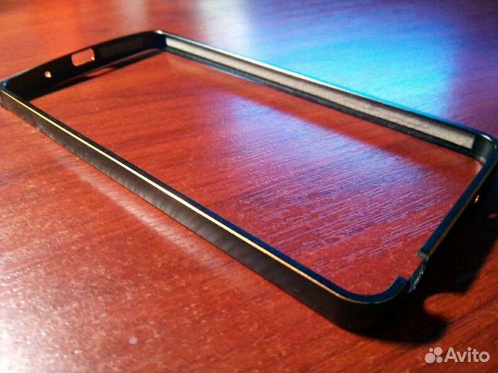 Защитный бампер/рамка для Asus (за шоколадку)