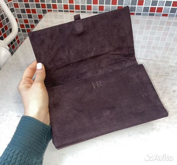 Косметички разных брендов