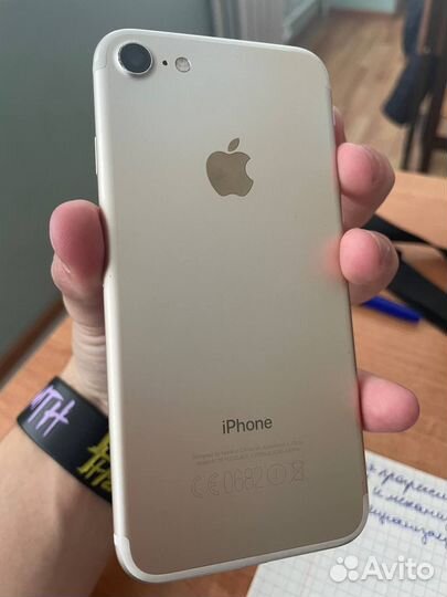 iPhone 7, 32 ГБ