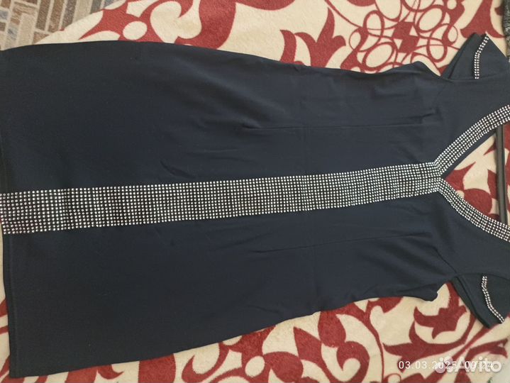 Платье праздничное