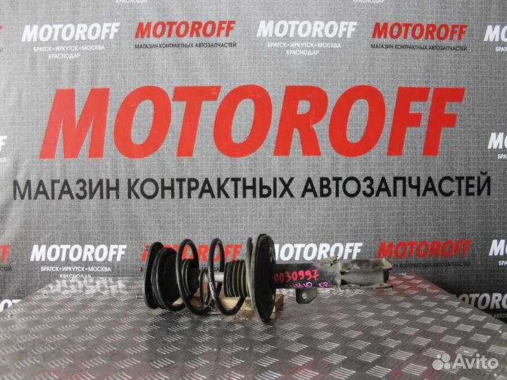 Стойка передняя правая Toyota Isis ANM10 А776