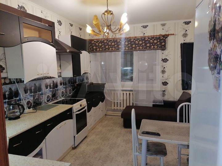 3-к. квартира, 98 м², 3/9 эт.