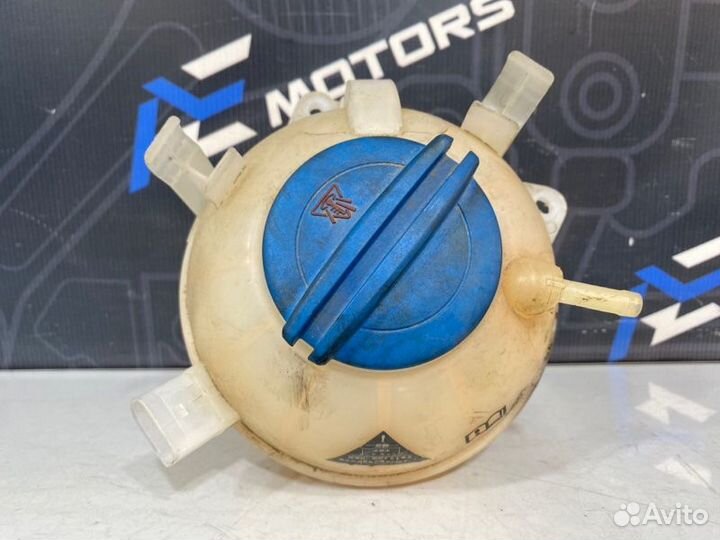 Бачок расширительный Volkswagen Passat Variant B6