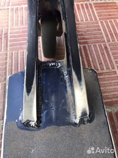 Трюковой самокат