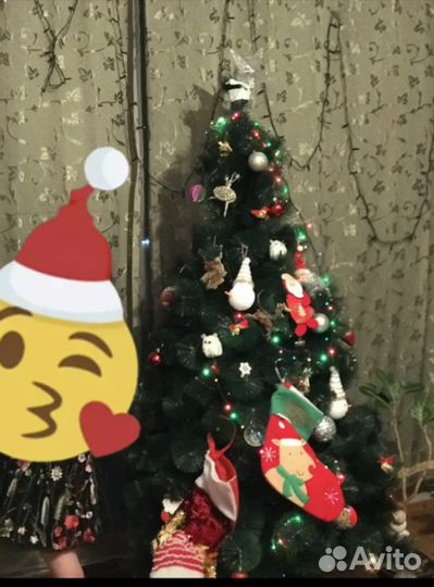 Елка искусственная