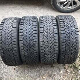 Pirelli Formula Ice 215/60 R16 99T