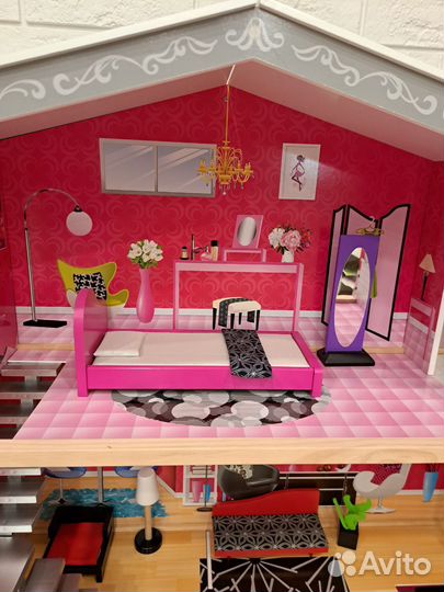 Домик кукольный