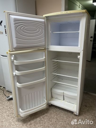 Холодильник Норд, 160 на 57 см