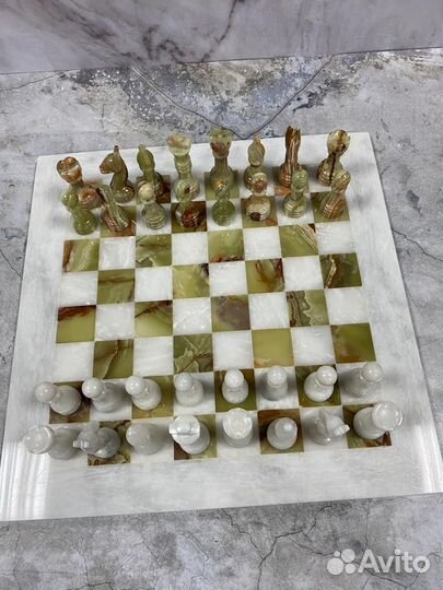 Шахматы из камня