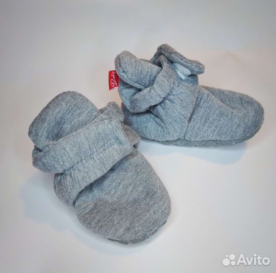 Пинетки и варежки reima