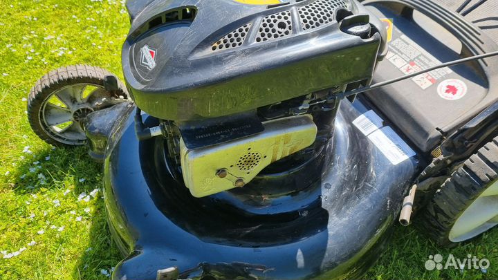 Газонокосилка бензиновая MTD