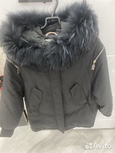 Продам куртку женскую