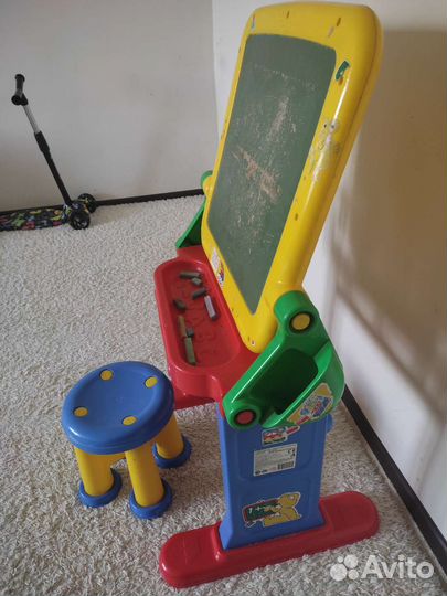 Школьная парта