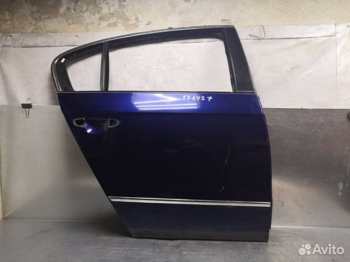 Дверь задняя правая Volkswagen Passat B6