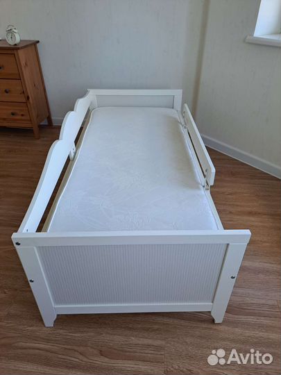 Кровать детская IKEA Hensvik