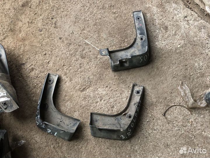 Солярис брызговик