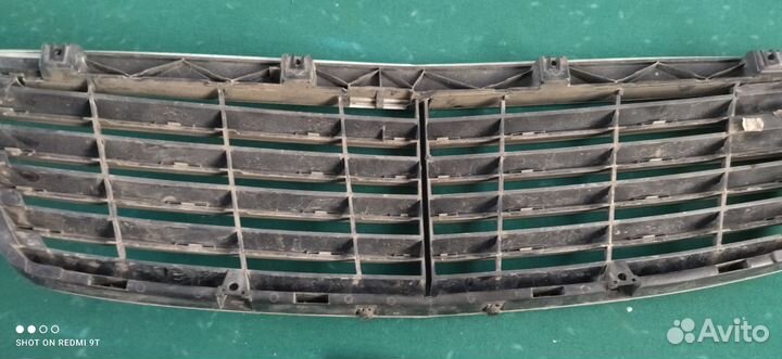 Решётка капота мерседес W 211