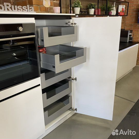 Кухонный гарнитур Nobilia выставочный образец