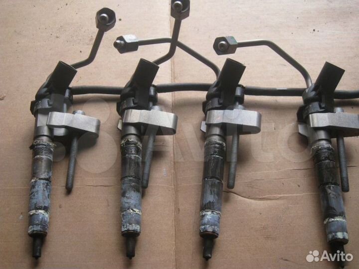 Форсунка топливная Mercedes ML / GLE A6510702987