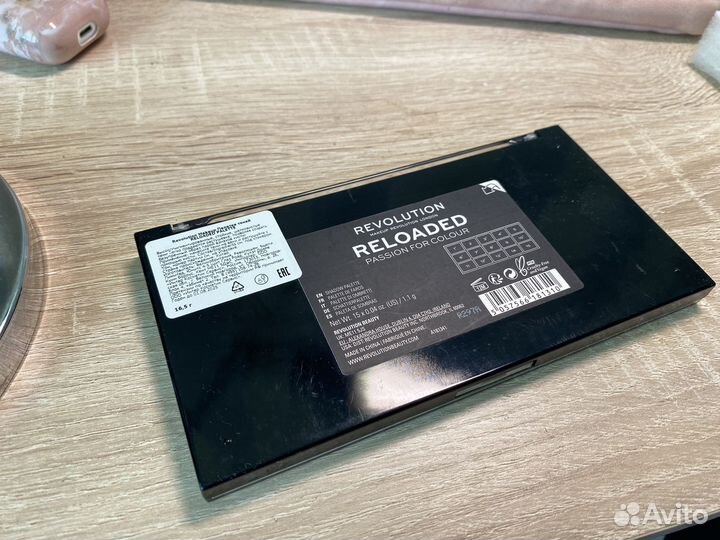 Тени для век