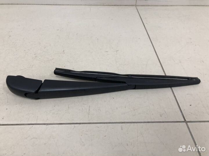 Поводок стеклоочистителя задний Toyota Rav 4 A30 2