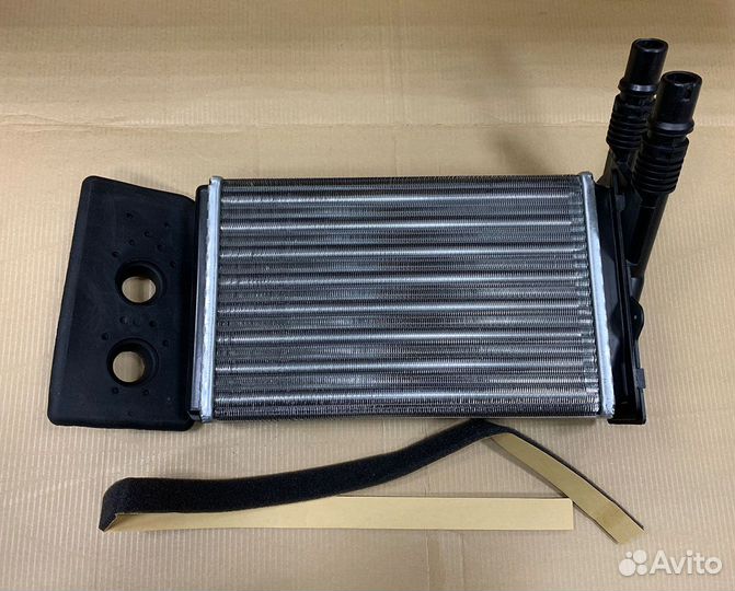 Радиатор отопителя Renault Kangoo 1