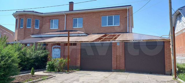 Дом 226,2 м² на участке 4 сот.