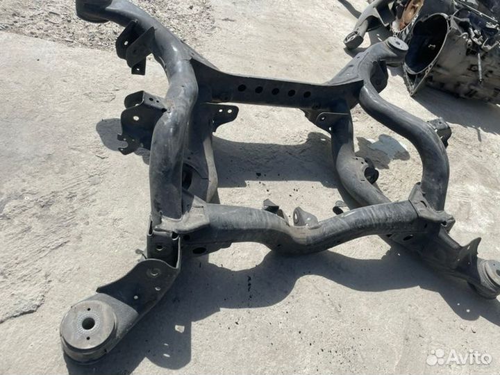 Подрамник задний Volkswagen Touareg 7L дорест