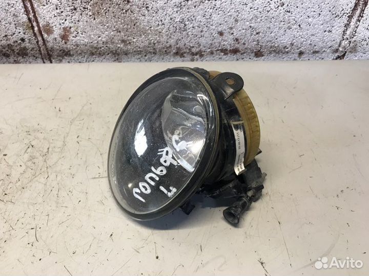 Фара противотуманная левая Volkswagen Golf 6